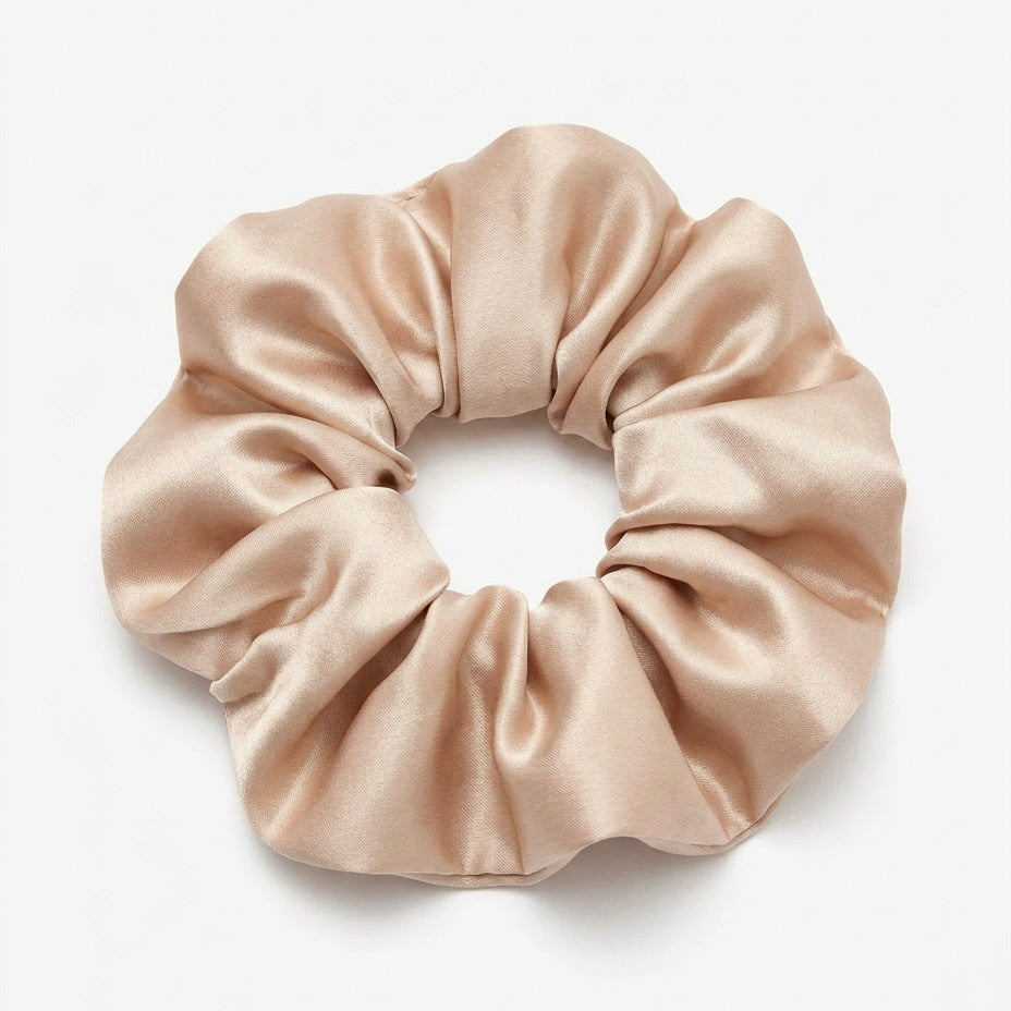 Minaz Scrunchie Priya aus Satin in XXL in Champagner