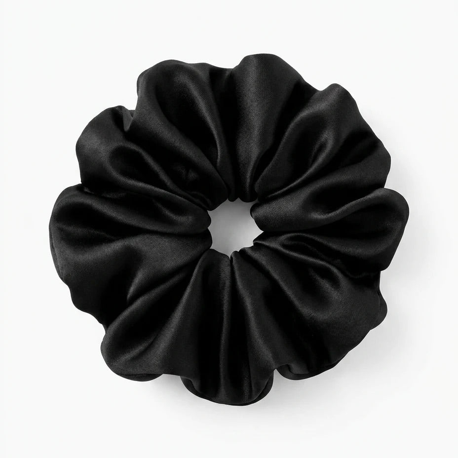Minaz Scrunchie Priya aus Satin in XXL in Schwarz