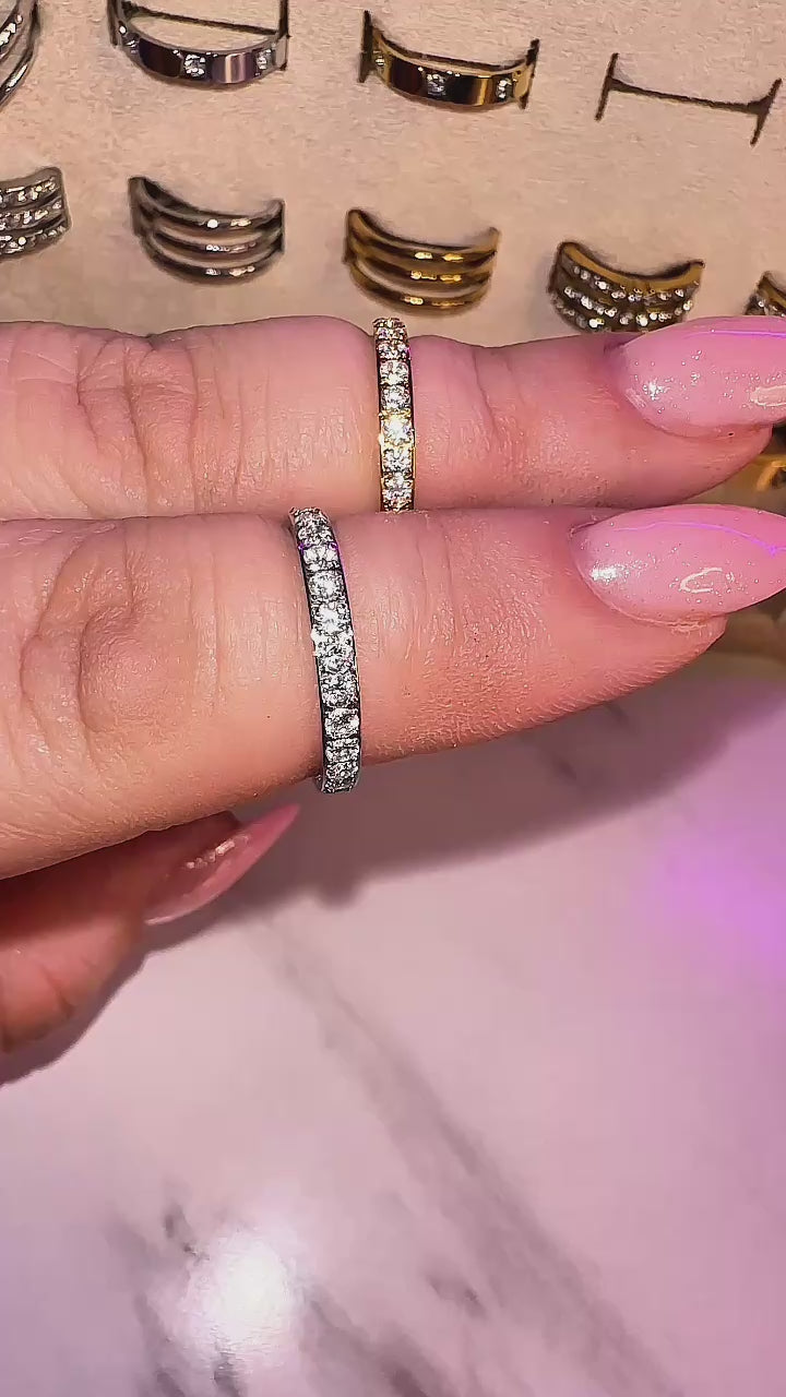 Nastasia Ring in Aktion, Trage-Video